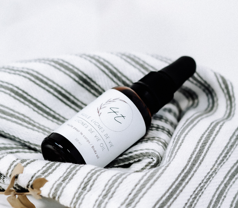 Huile lignes de vie - atténue les vergetures apparentes